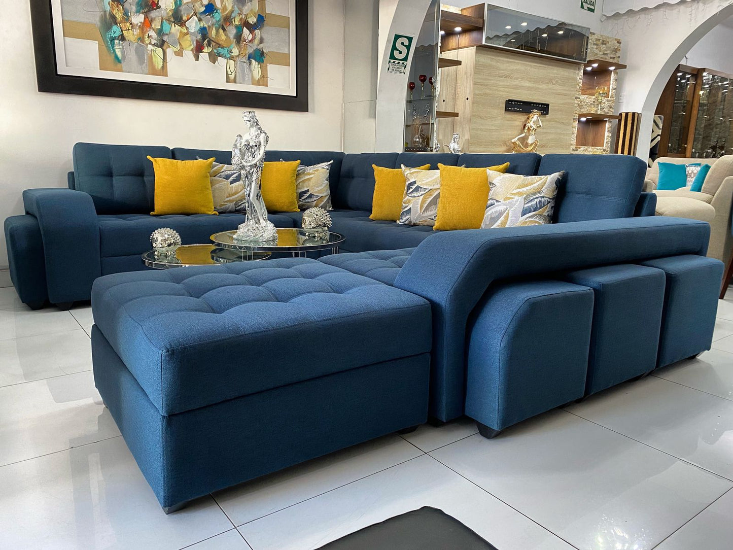 Muebles para sala de seis personas, estos muebles son ideales para casas o departamentos.