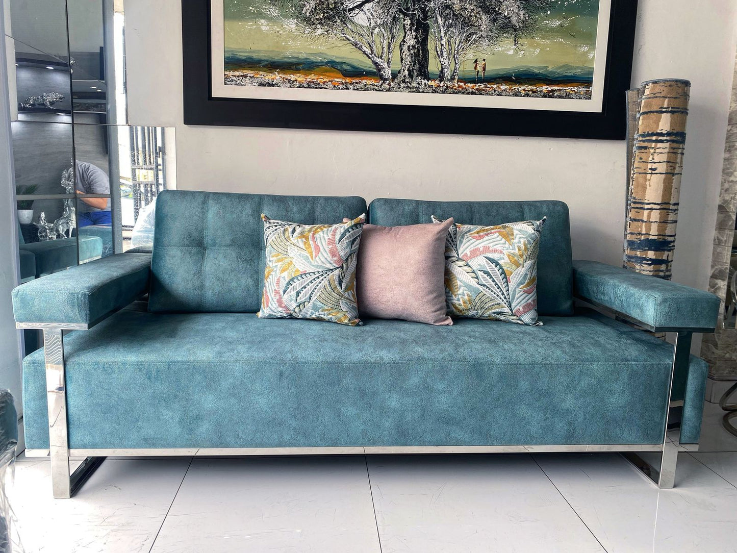 Muebles con patas de Acero Deco Muebles