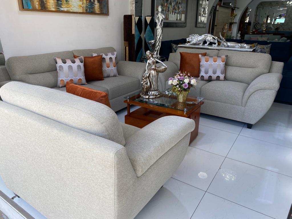 Mueble Orenyi 3-2-1 para 6 personas en tela gris claro - Deco Muebles