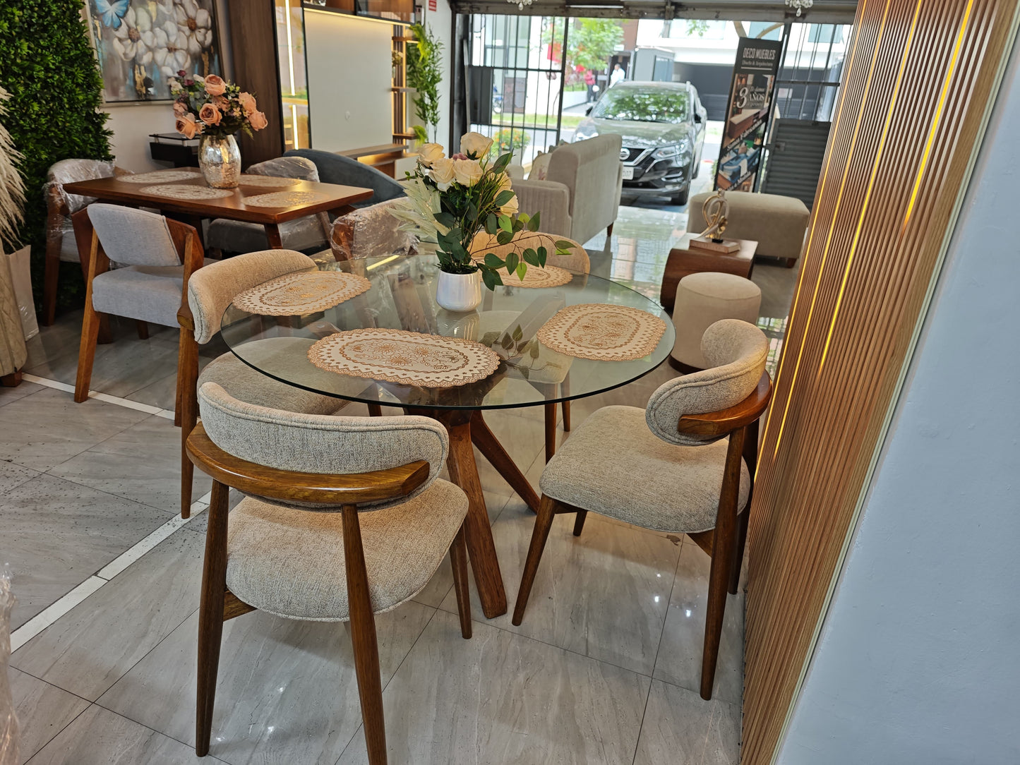 Comedor Redondo Moderno — Ideal para Departamentos Pequeños